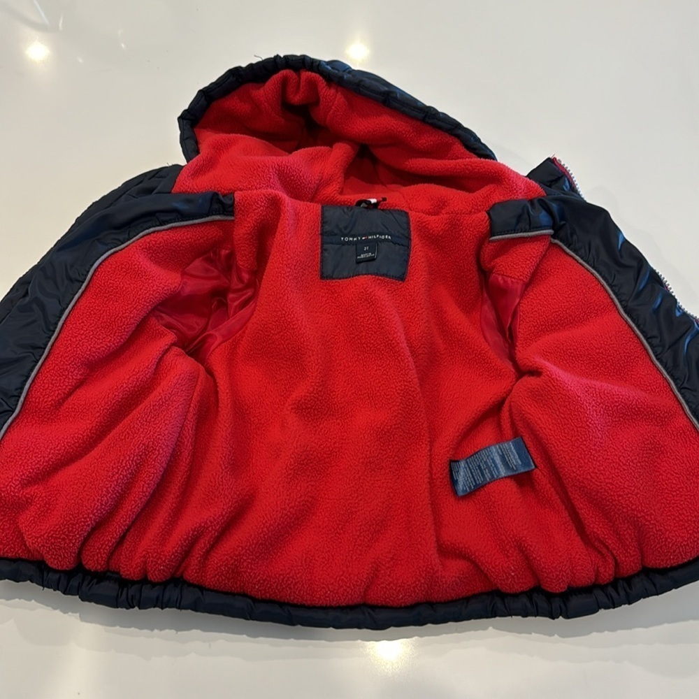 Tommy Hilfiger Toddler Puffer Coat Size 2T - Picture 7 of 8